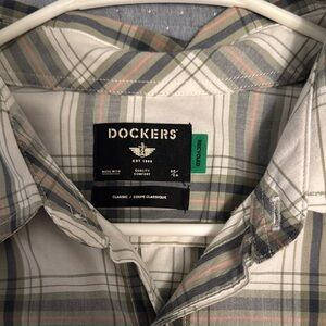 Dockers Men's Classic Plaid Shirt - Green and White